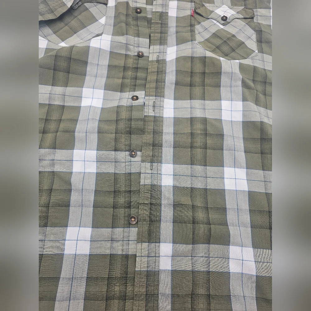 LEVI'S plaid cotton blend short sleeve button front‎ shirt men's Grn and Wht XL